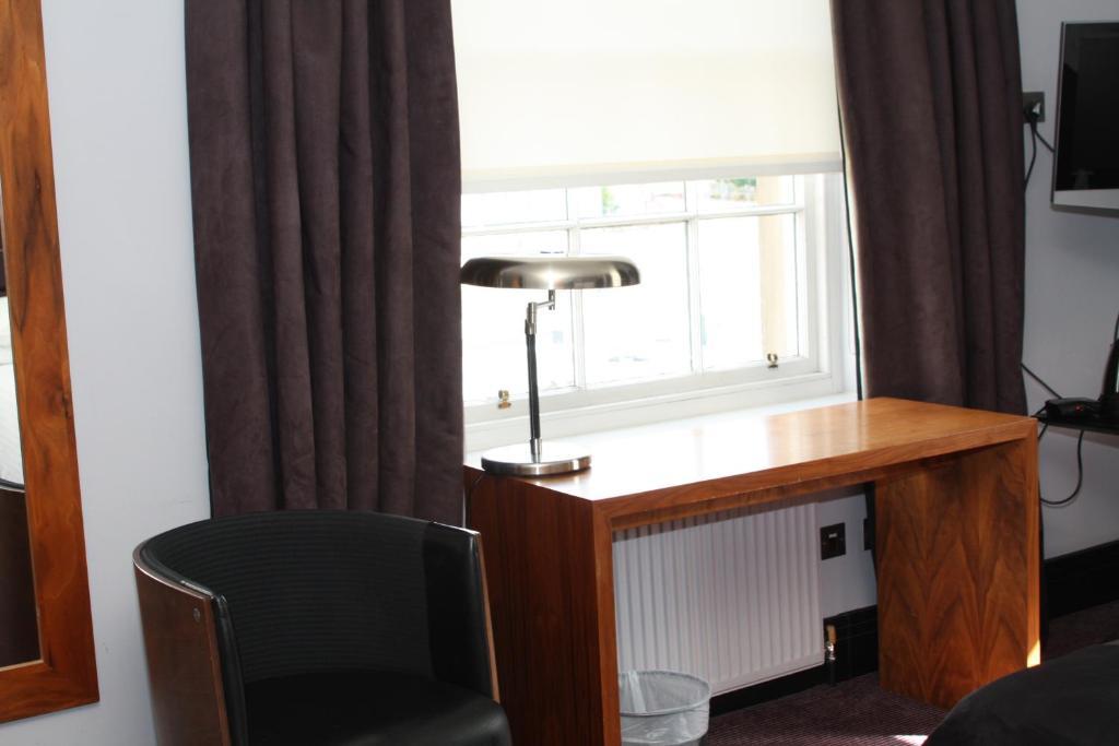 Cook'S Of Stirling Hotel Room photo